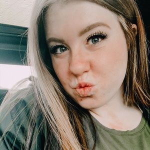 Meet your Posher, Stevie